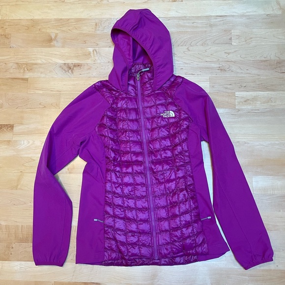 The North Face Jackets & Blazers - The North Face jacket size small